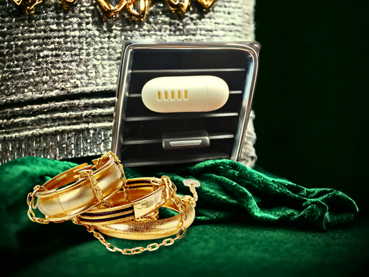 Enigmas Embrace Vent Fresh Refillable Car Air Freshener